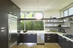 Kitchen design with large cabinets