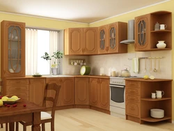 Фото кухонных гарнитуров для средней кухни