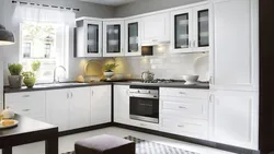 Белая комбинированная кухня дизайн