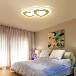 Дызайн потолочных свяцілень у спальні