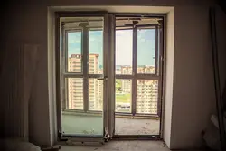 Двери на балкон в квартире фото