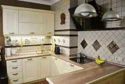 Tiles in a classic kitchen design photo