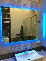 Люстэркі ў ванны пакой з падсветкай фота