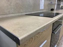 Countertops кедр дар дохили ошхона