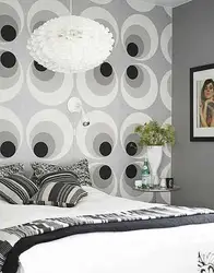 Wallpaper Circles In The Bedroom Photo