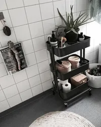 Полки в ванной дизайн черные