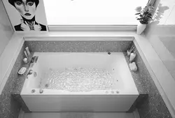 Төртбұрышты ванна бөлмесінің фотосы