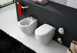 Дизайн ванной с писсуаром