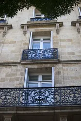 Француз Балконы Пәтердегі Фотосуретке Ұқсайды