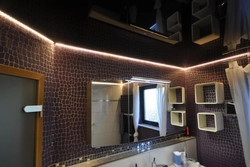 Photo of a floating ceiling in the bathroom