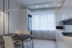 Тюль на кухне фото в интерьере белый
