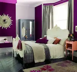 Сливовый цвет в интерьере спальни