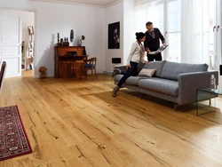 Деревянный пол в интерьере квартиры фото