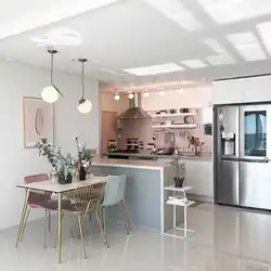 Пыльно розовая кухня в интерьере