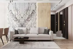 Дизайн гостиной с мрамором и деревом