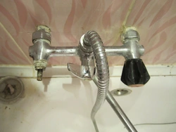 Change bathroom faucet photo