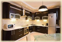 Kitchen design in chocolate tones