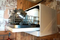 Посудомоечная машина настольная в интерьере кухни