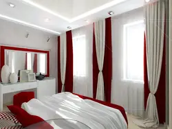 Yataq otağının interyerində tünd qırmızı pərdələr
