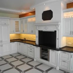 Corner kitchens with columns photo